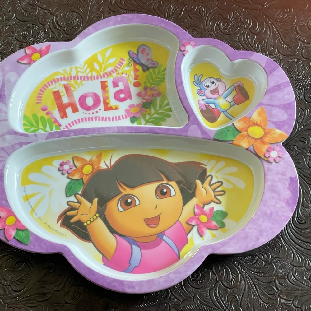 Dora the Explorer Kids' Dinnerware Set - Purple